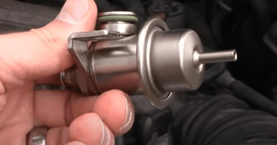 How To Clean A Fuel Pressure Regulator